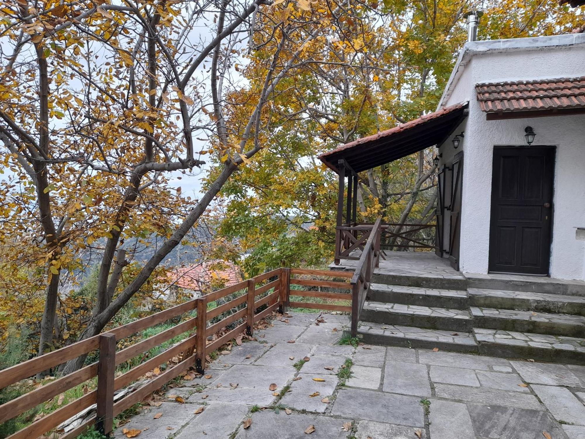 Mountain And Sea View Villa Miliész Kültér fotó